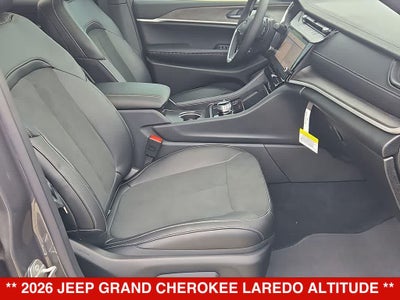 2026 Jeep Grand Cherokee Laredo Altitude
