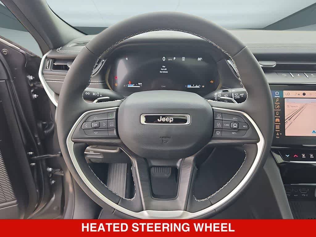 2026 Jeep Grand Cherokee Laredo Altitude