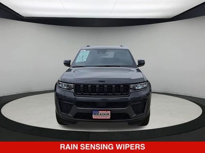 2026 Jeep Grand Cherokee Laredo Altitude