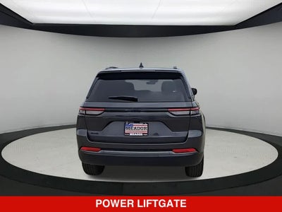 2026 Jeep Grand Cherokee Laredo Altitude