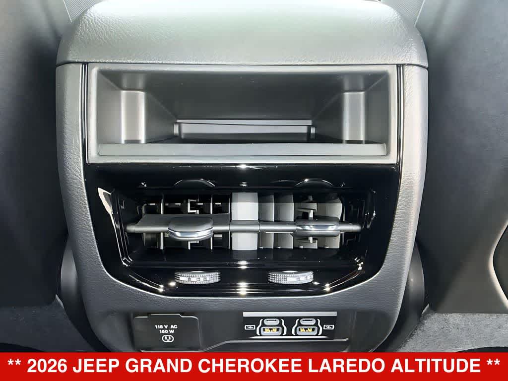 2026 Jeep Grand Cherokee Laredo Altitude