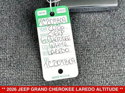 2026 Jeep Grand Cherokee Laredo Altitude