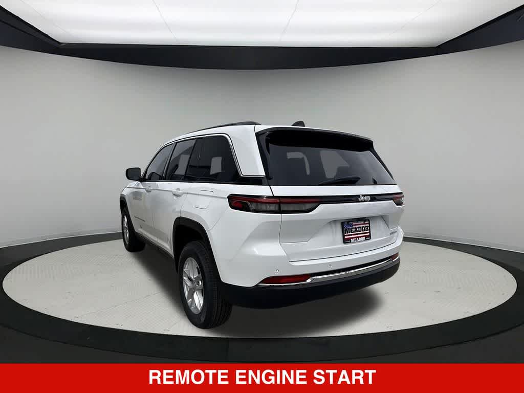 2026 Jeep Grand Cherokee Laredo Altitude