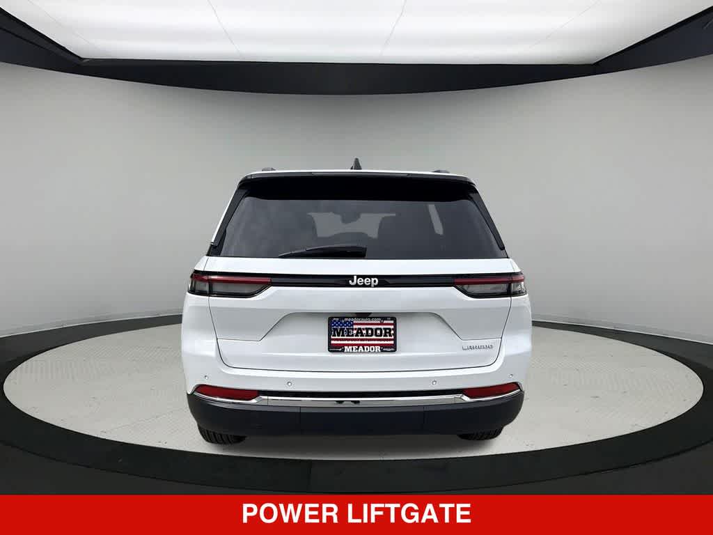2026 Jeep Grand Cherokee Laredo Altitude