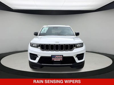 2026 Jeep Grand Cherokee Laredo Altitude
