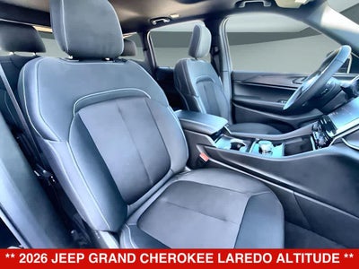 2026 Jeep Grand Cherokee Laredo Altitude