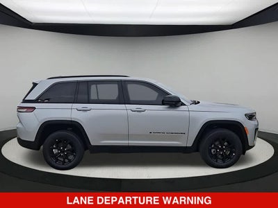 2026 Jeep Grand Cherokee Laredo Altitude