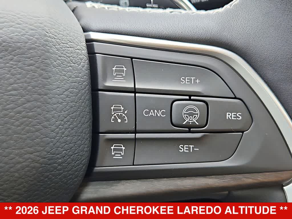 2026 Jeep Grand Cherokee Laredo Altitude