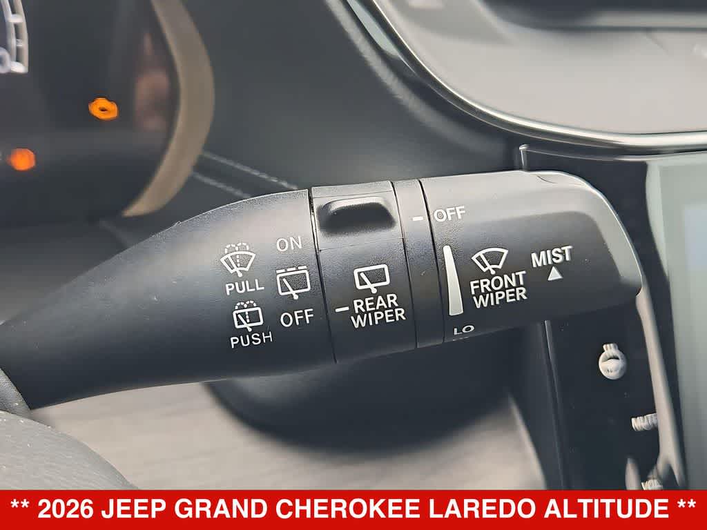 2026 Jeep Grand Cherokee Laredo Altitude