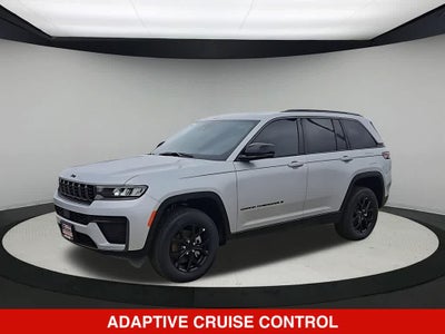 2026 Jeep Grand Cherokee Laredo Altitude