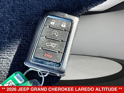 2026 Jeep Grand Cherokee Laredo Altitude