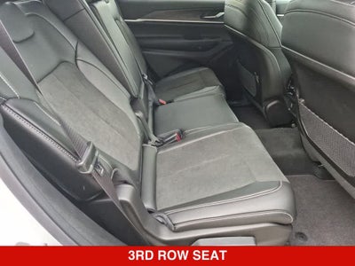 2026 Jeep Grand Cherokee L Laredo Altitude