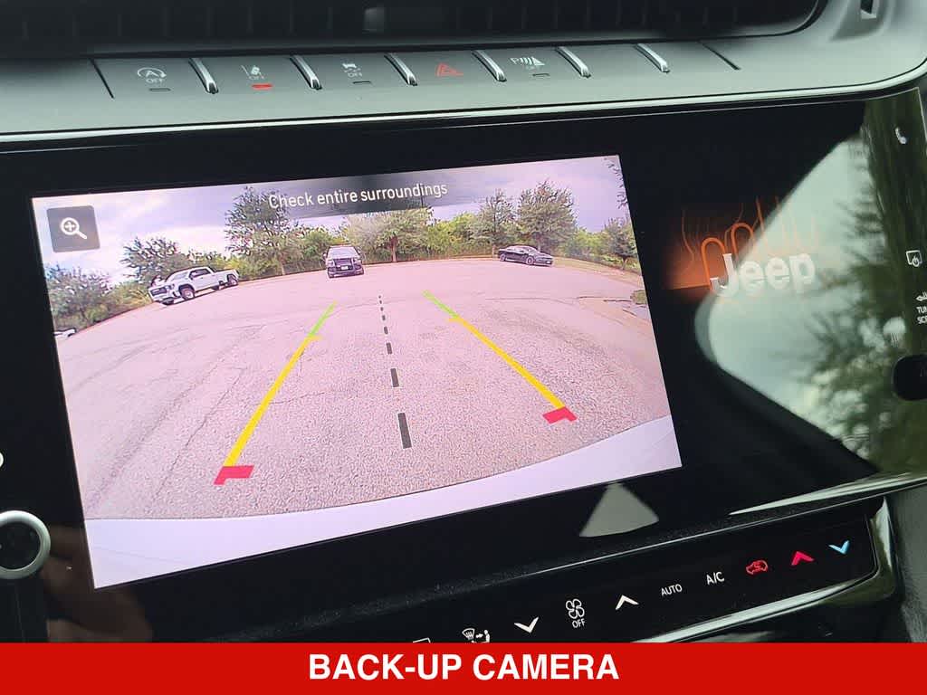 2026 Jeep Grand Cherokee L Laredo Altitude