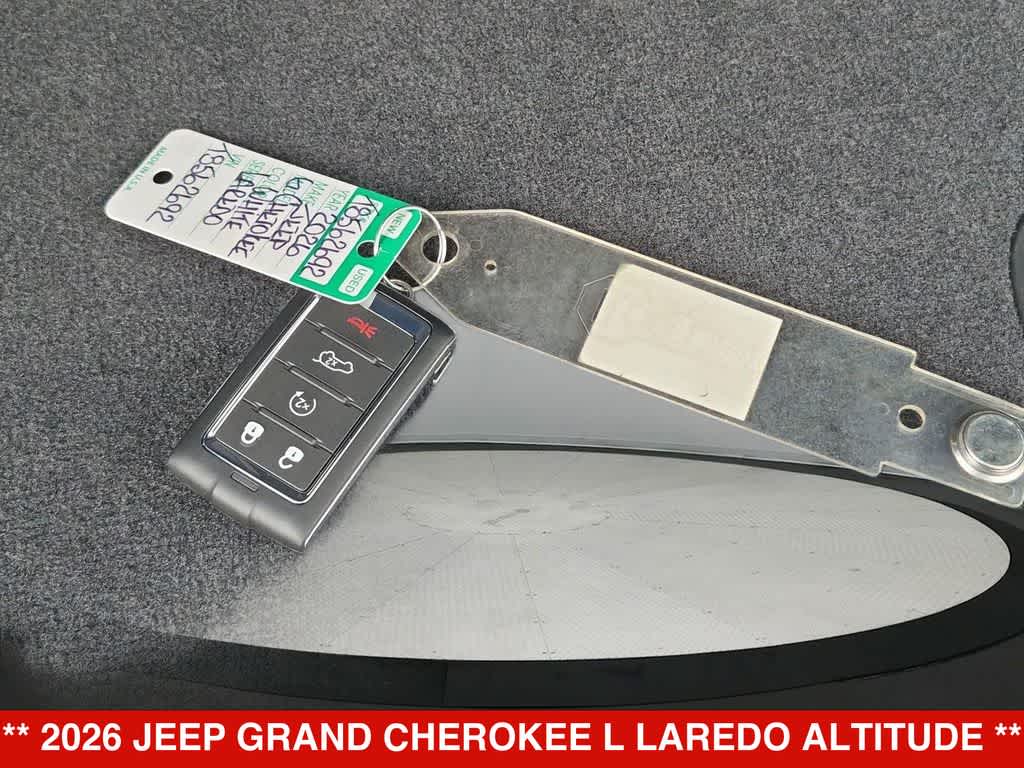 2026 Jeep Grand Cherokee L Laredo Altitude