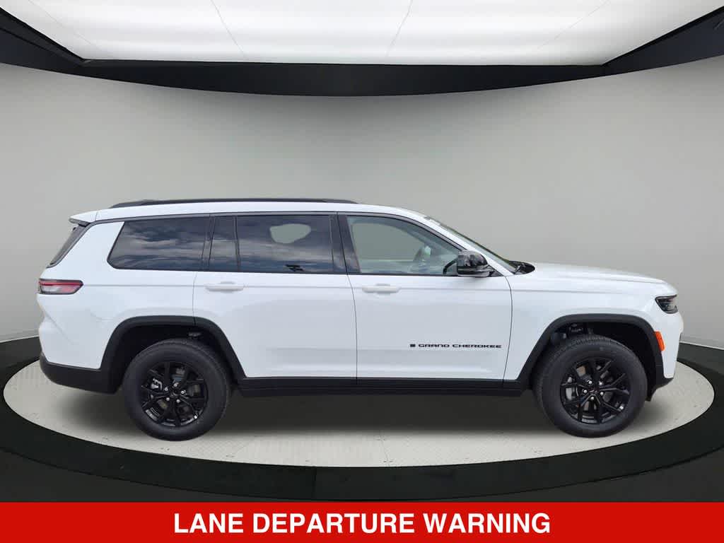 2026 Jeep Grand Cherokee L Laredo Altitude