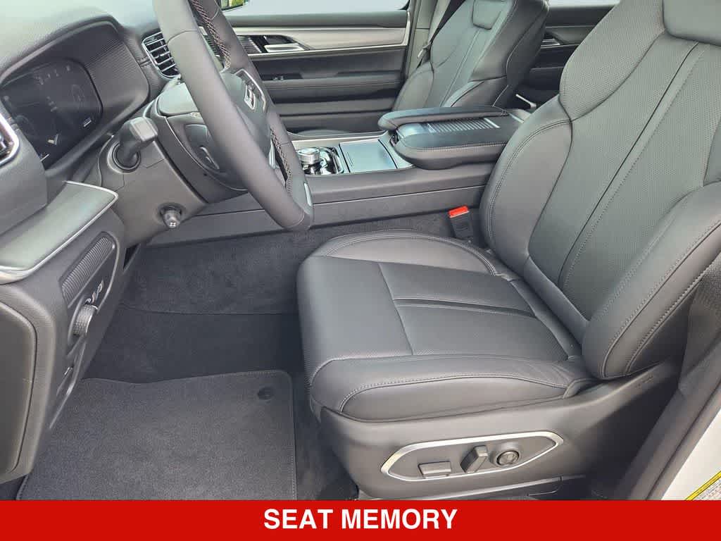 2026 Jeep Grand Wagoneer Limited Altitude
