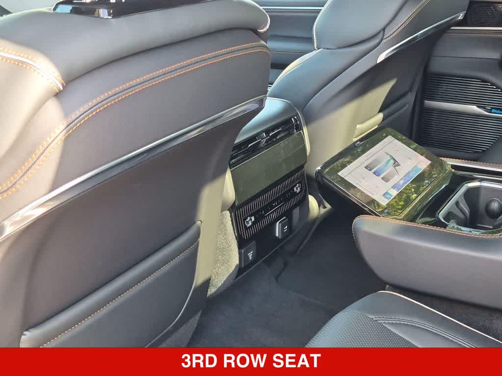 2026 Jeep Grand Wagoneer Summit Reserve
