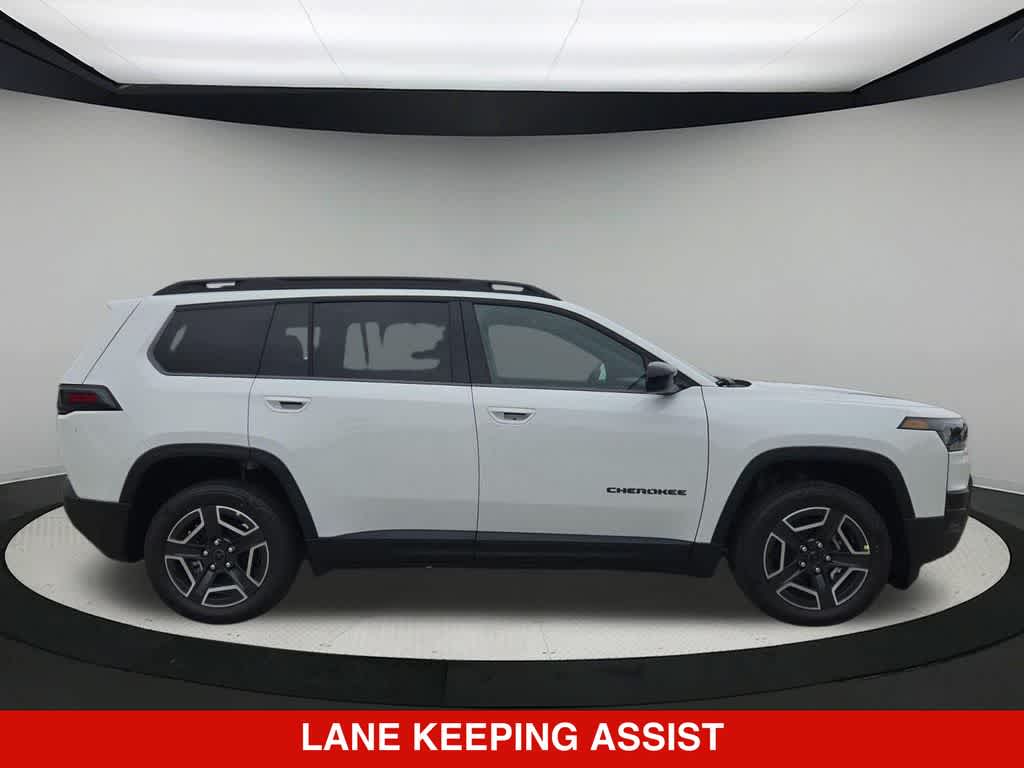 2026 Jeep Cherokee Laredo