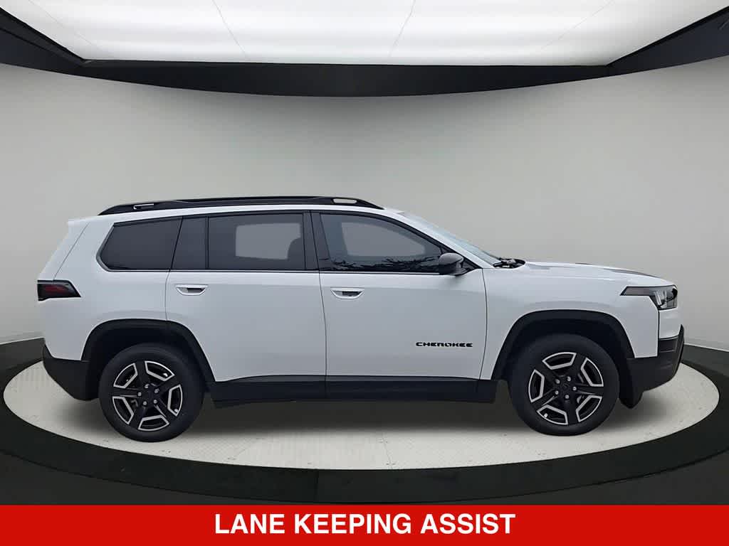 2026 Jeep Cherokee Laredo