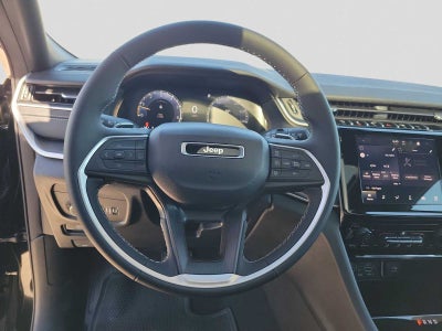 2025 Jeep Grand Cherokee GRAND CHEROKEE LAREDO X 4X2