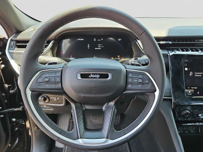 2026 Jeep Grand Cherokee Laredo