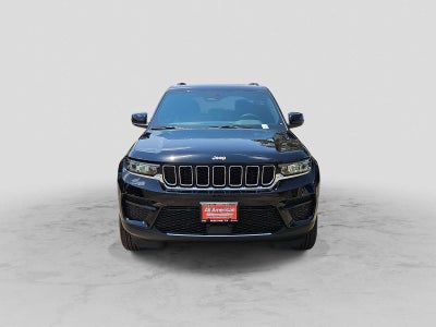2026 Jeep Grand Cherokee Laredo