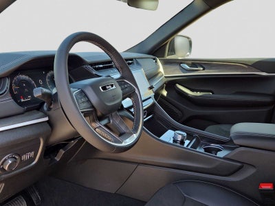 2026 Jeep Grand Cherokee GRAND CHEROKEE LAREDO ALTITUDE 4X2