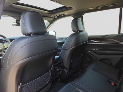 2026 Jeep Grand Cherokee GRAND CHEROKEE LAREDO ALTITUDE 4X2