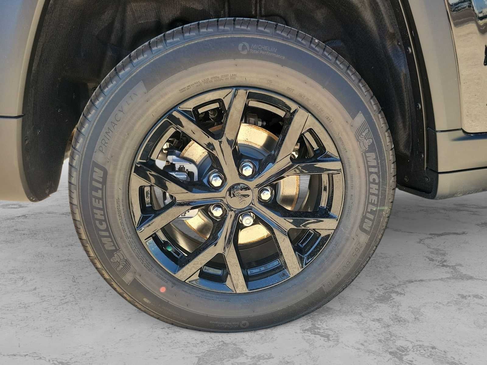 2026 Jeep Grand Cherokee GRAND CHEROKEE LAREDO ALTITUDE 4X2