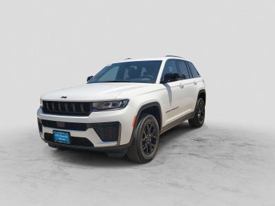 2026 Jeep Grand Cherokee Laredo Altitude