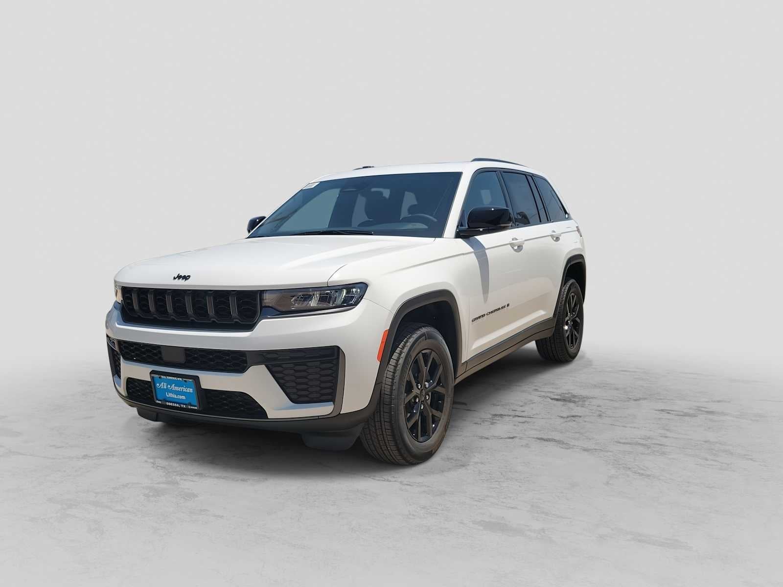 2026 Jeep Grand Cherokee Laredo Altitude