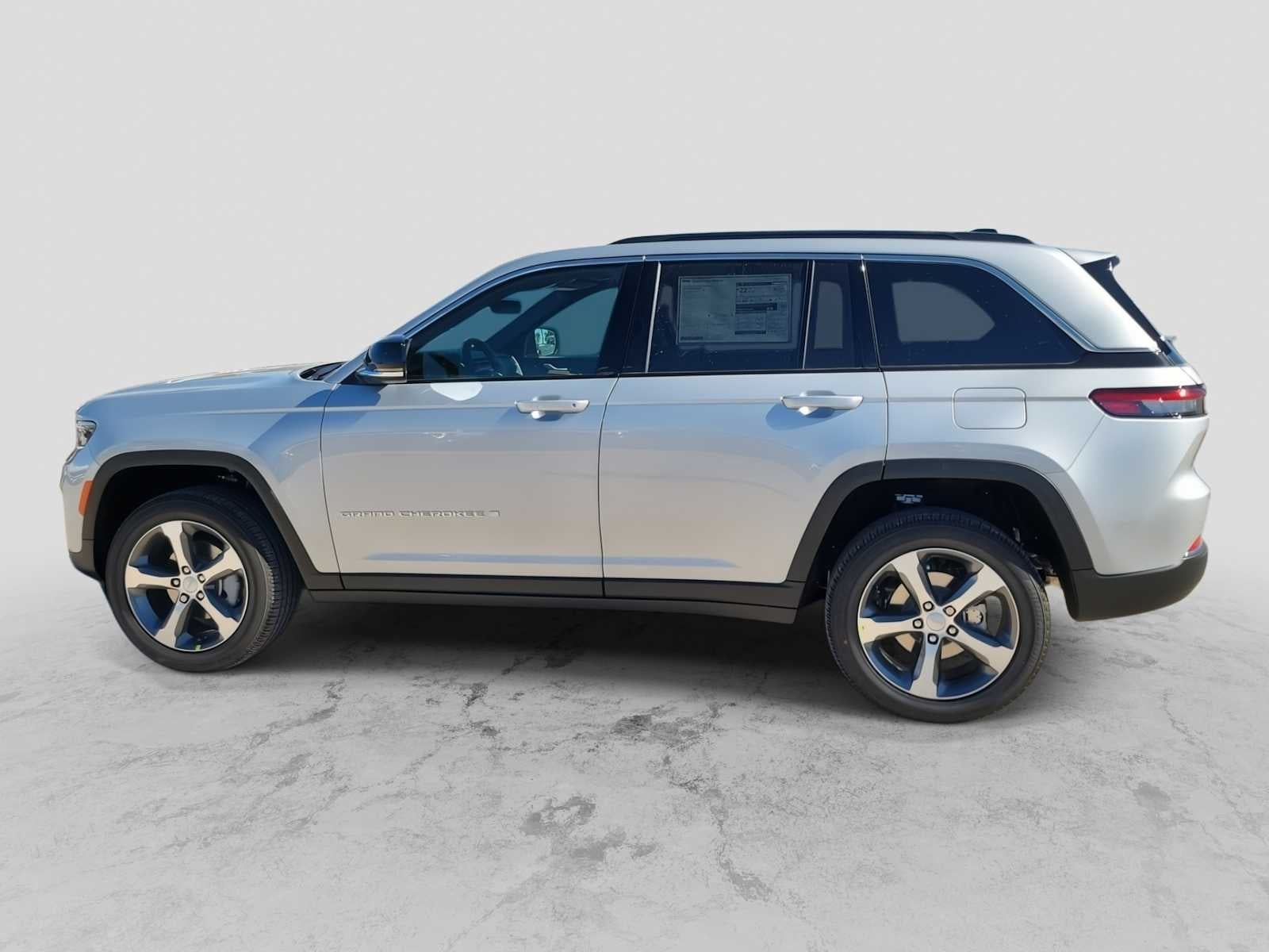 2025 Jeep Grand Cherokee GRAND CHEROKEE LIMITED 4X2