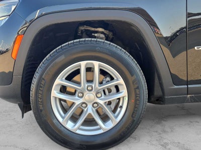 2026 Jeep Grand Cherokee Laredo X