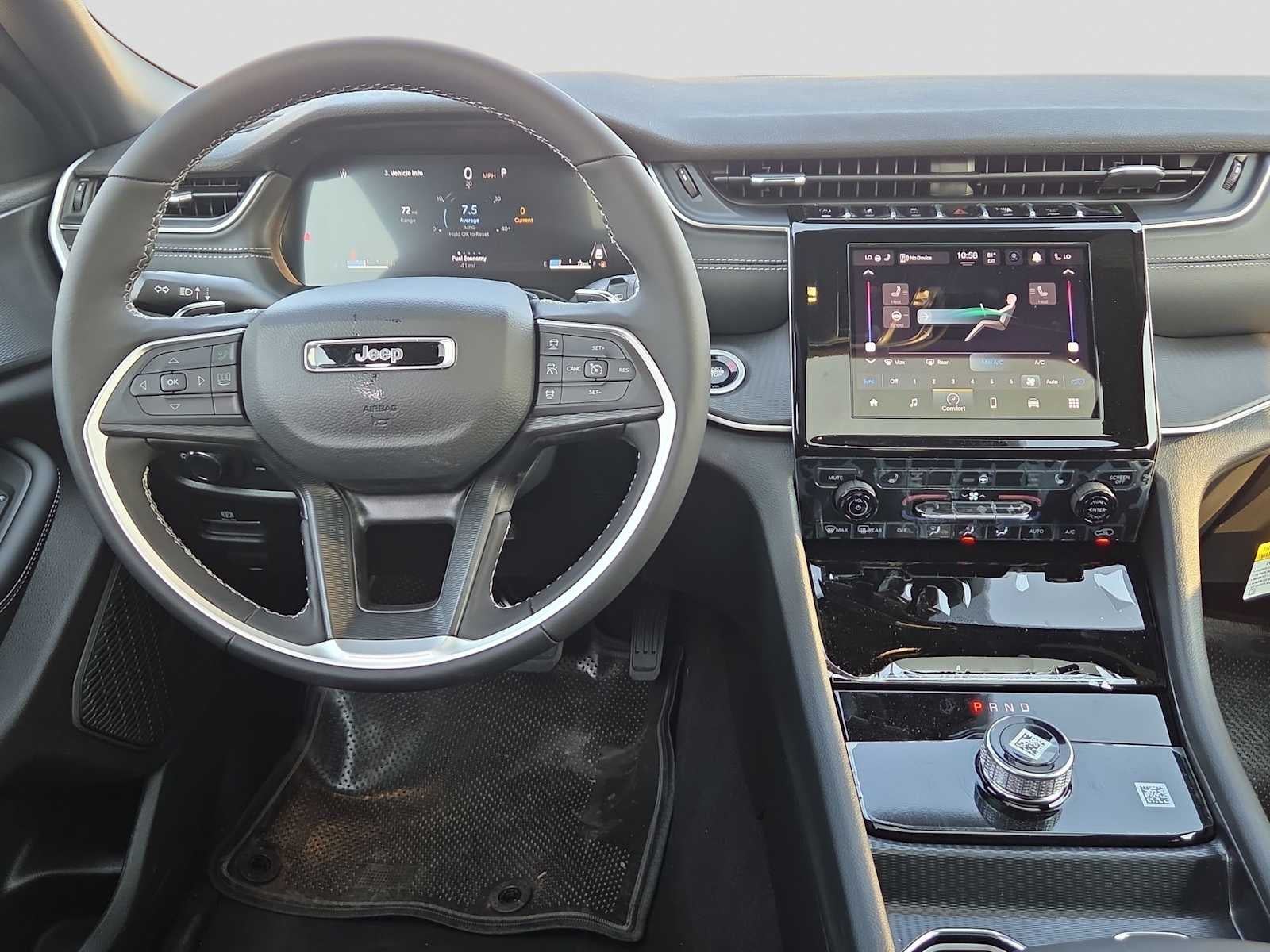 2026 Jeep Grand Cherokee Laredo X