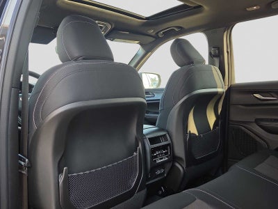 2026 Jeep Grand Cherokee Laredo X