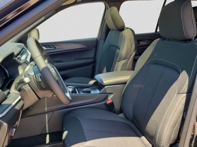 2026 Jeep Grand Cherokee Laredo X