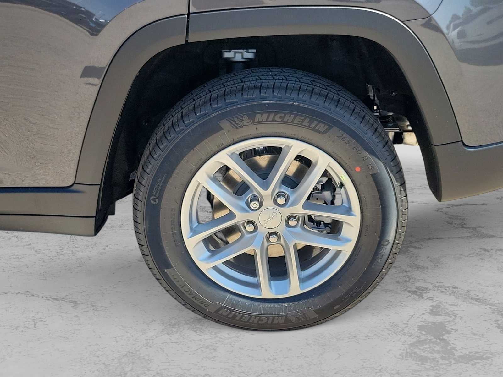 2026 Jeep Grand Cherokee GRAND CHEROKEE LAREDO X 4X4