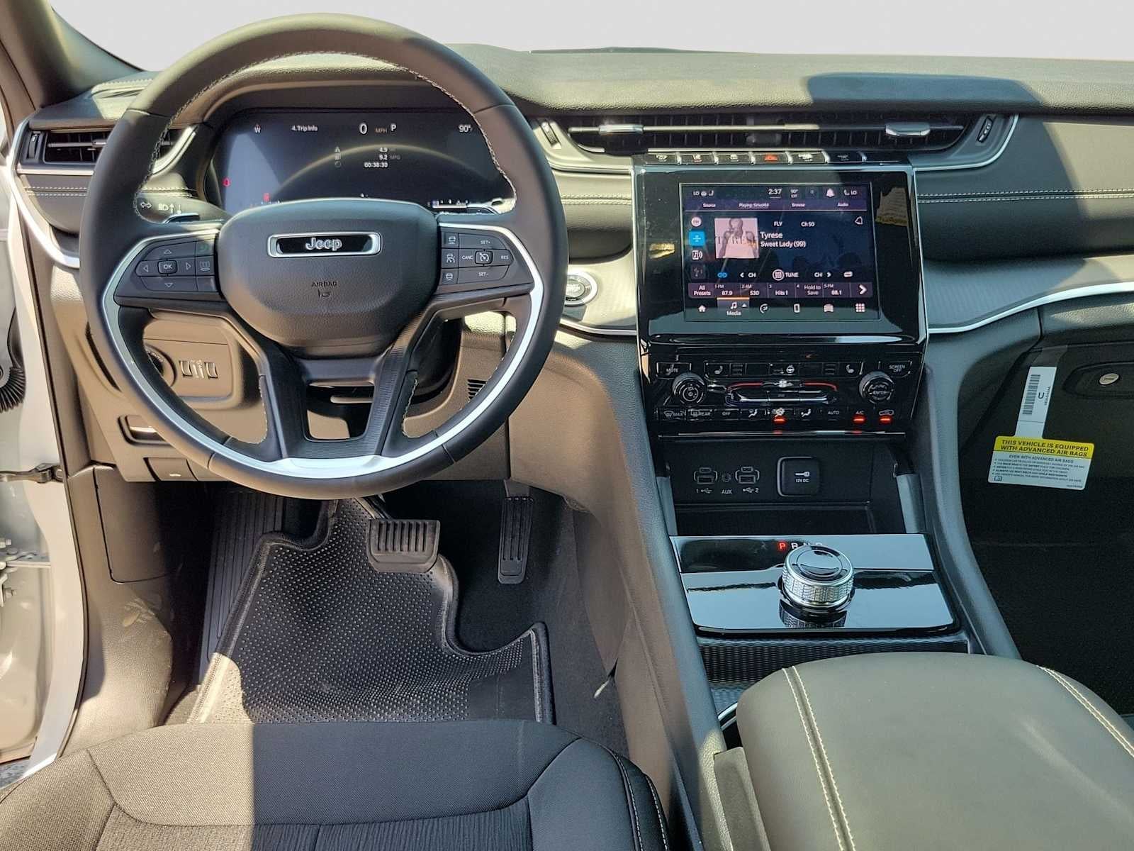 2026 Jeep Grand Cherokee Laredo X