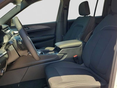 2026 Jeep Grand Cherokee Laredo X