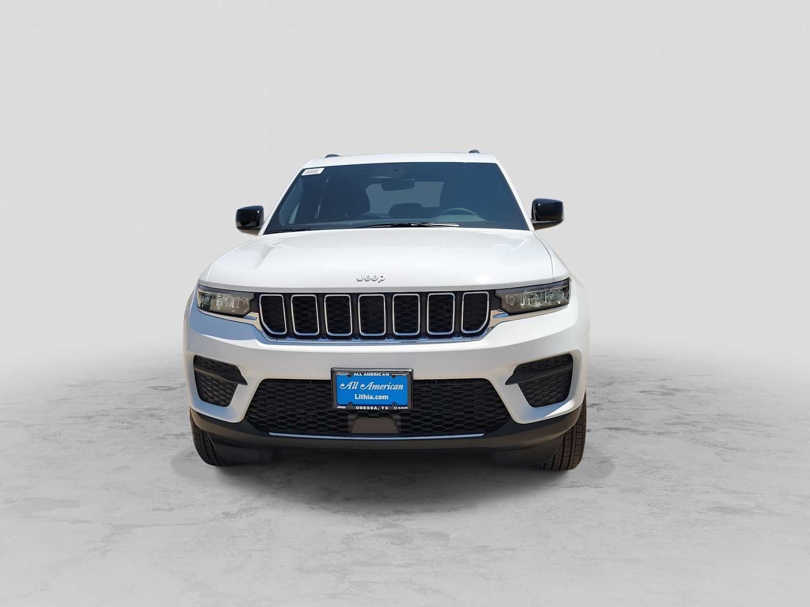 2026 Jeep Grand Cherokee Laredo X