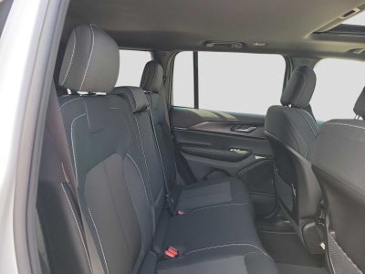 2026 Jeep Grand Cherokee GRAND CHEROKEE LAREDO X 4X4