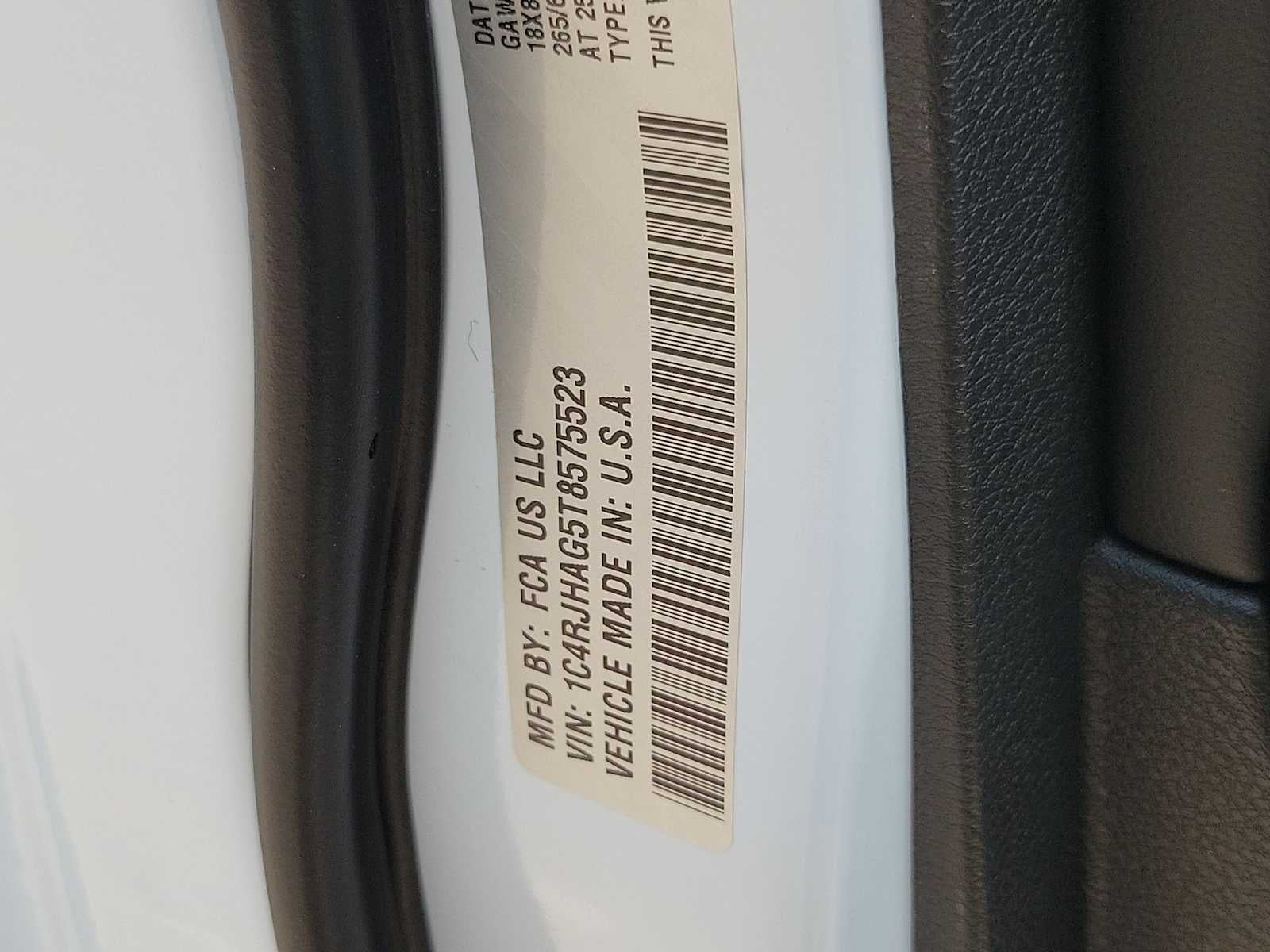 2026 Jeep Grand Cherokee GRAND CHEROKEE LAREDO X 4X4