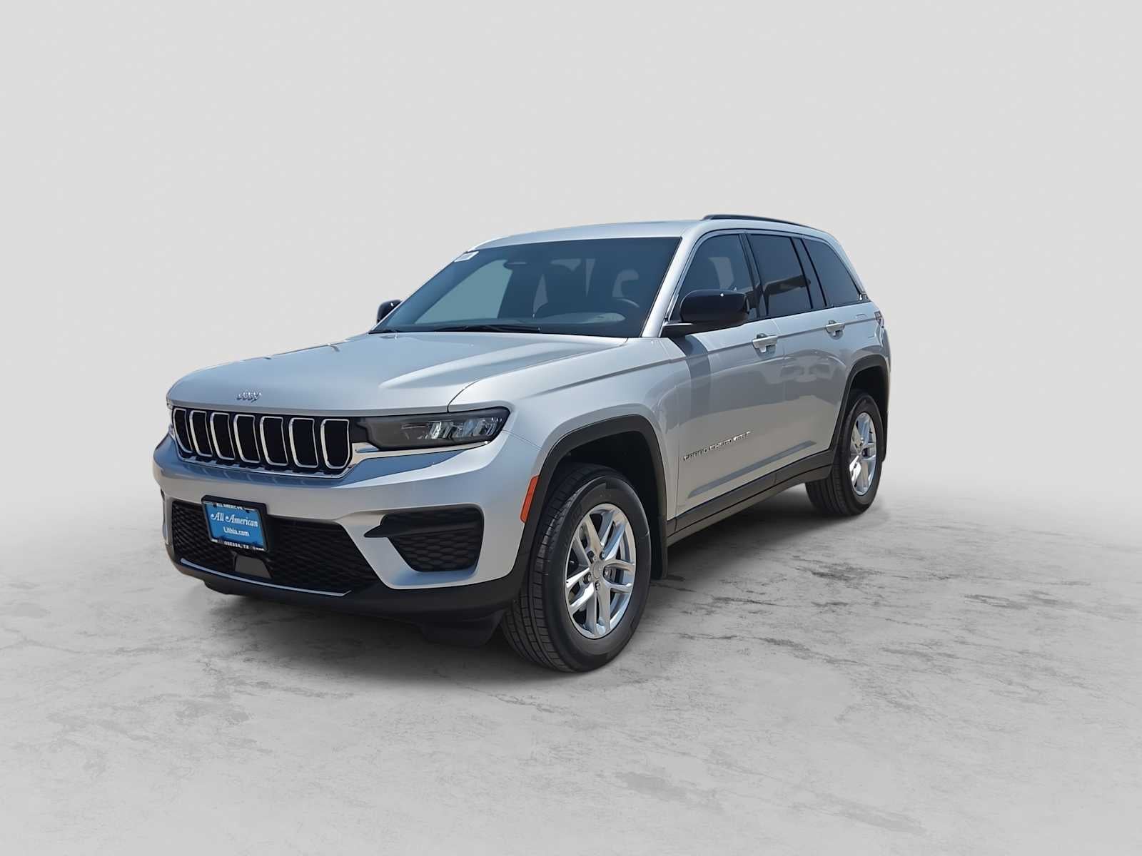2026 Jeep Grand Cherokee Laredo X