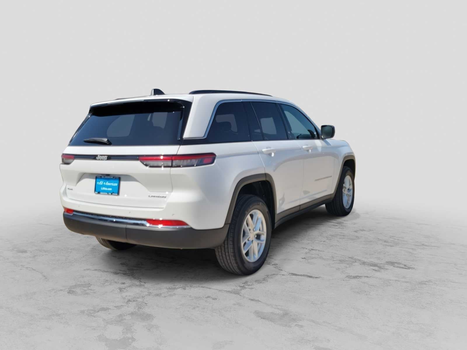 2026 Jeep Grand Cherokee GRAND CHEROKEE LAREDO X 4X4