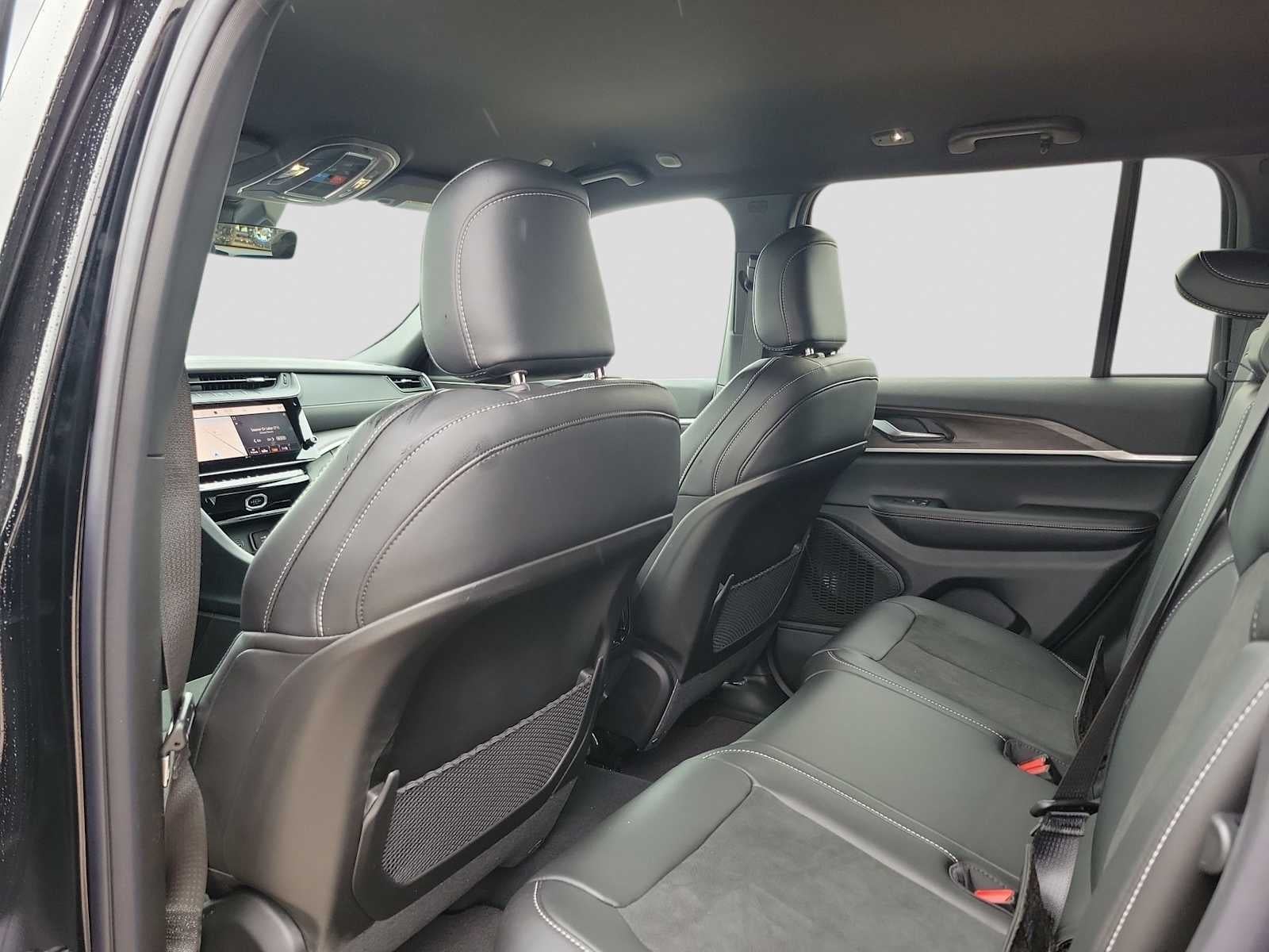 2026 Jeep Grand Cherokee GRAND CHEROKEE LAREDO ALTITUDE 4X4