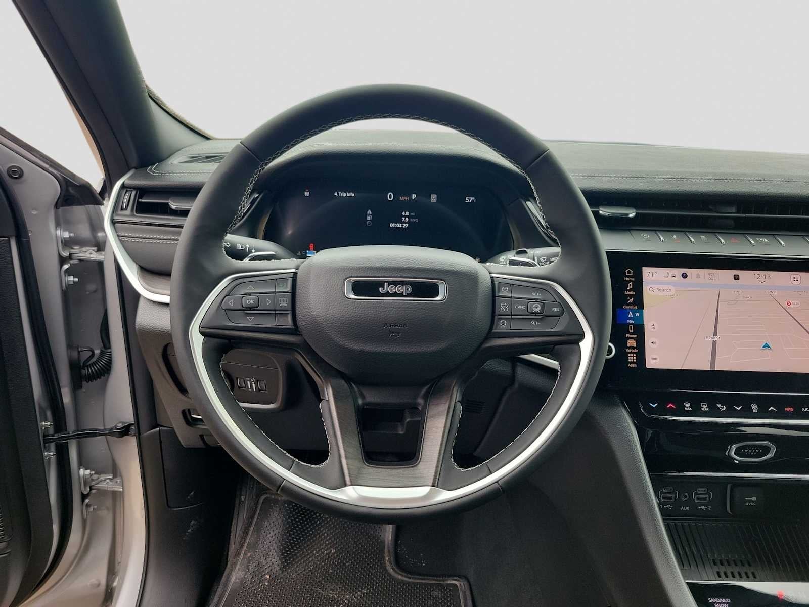 2026 Jeep Grand Cherokee GRAND CHEROKEE LAREDO ALTITUDE 4X4