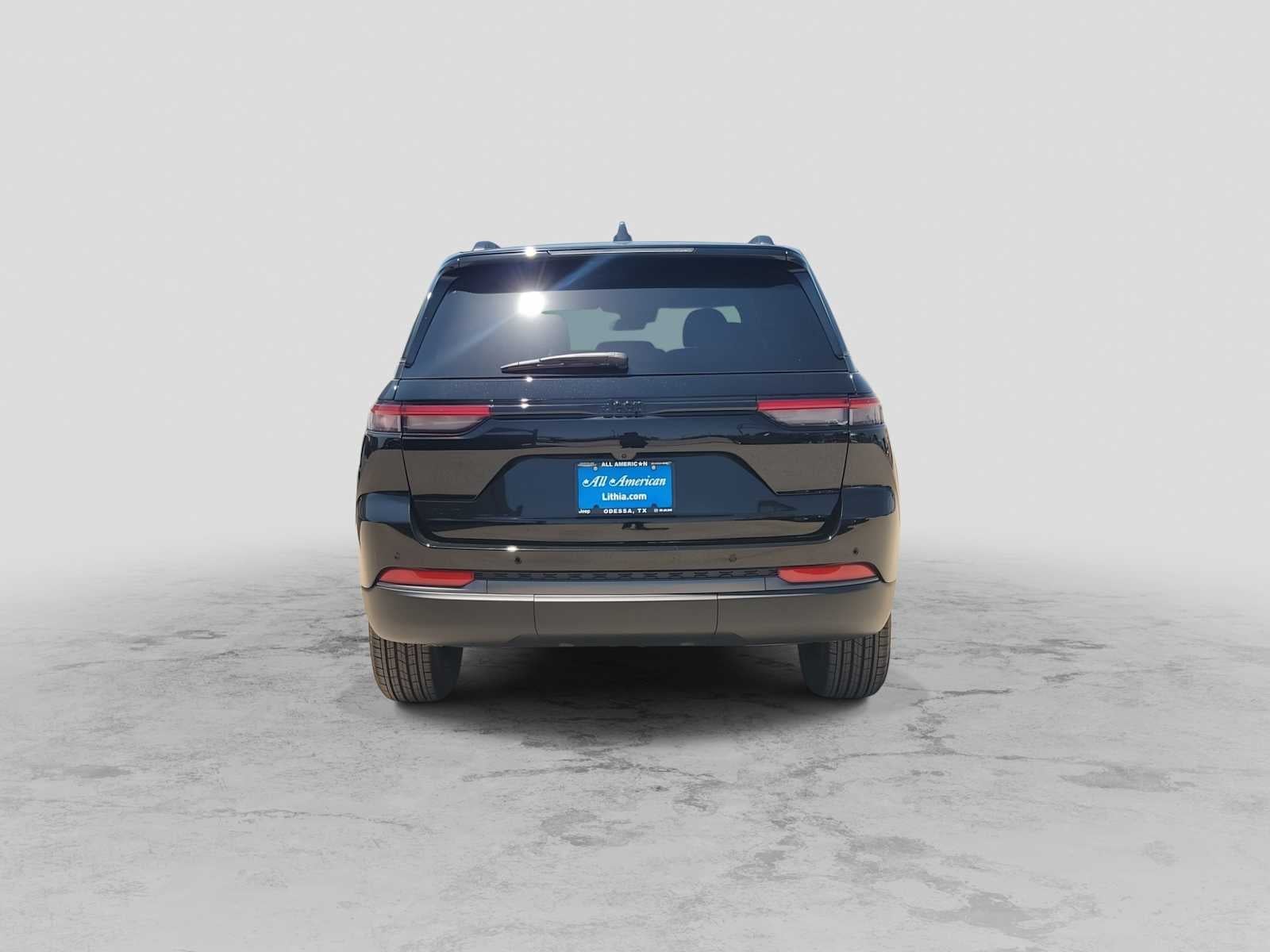 2026 Jeep Grand Cherokee GRAND CHEROKEE LAREDO ALTITUDE 4X4