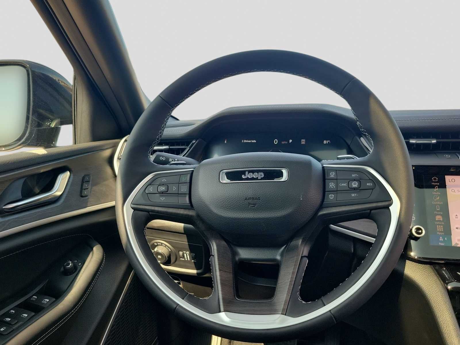 2026 Jeep Grand Cherokee GRAND CHEROKEE LIMITED RESERVE 4X4