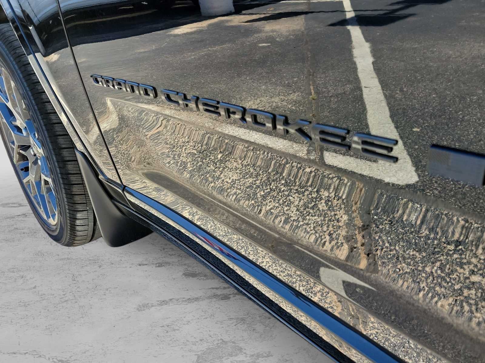 2026 Jeep Grand Cherokee Summit
