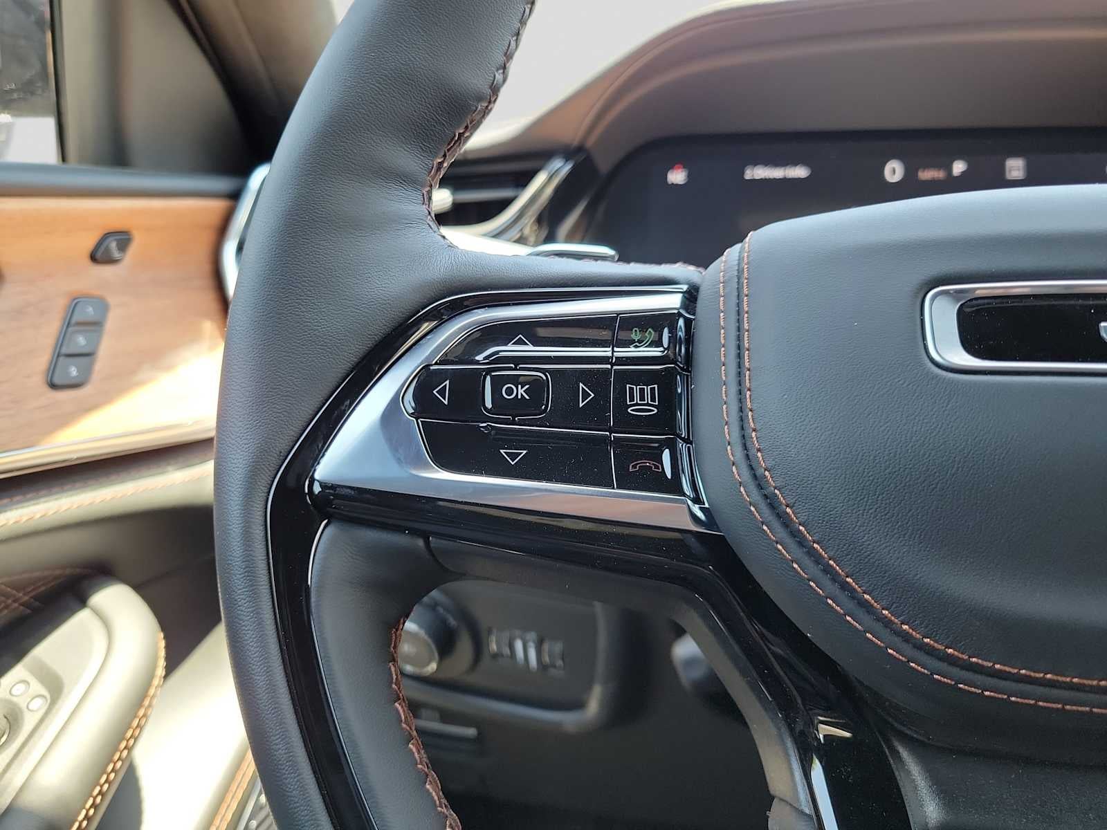 2026 Jeep Grand Cherokee Summit